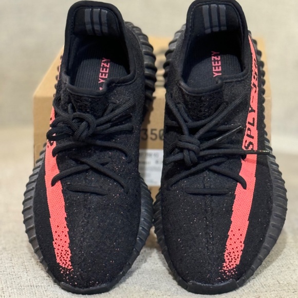 Yeezy Boost 350 V2 Core Black Red - Picture 6 of 6